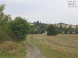 09 : 36