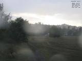 19 : 04