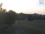 19 : 44