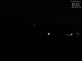 22 : 00