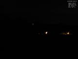 22 : 04