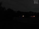 22 : 04