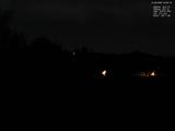 02 : 00