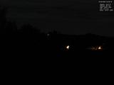 03 : 00
