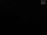 03 : 32