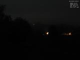 02 : 00