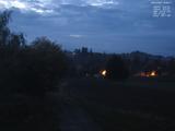 19 : 08