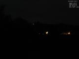 21 : 04