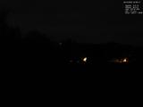 22 : 08