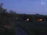 04 : 44