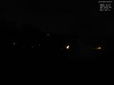 02 : 00