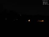 03 : 32