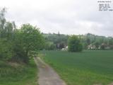 09 : 04