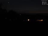 22 : 04