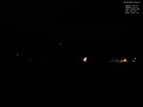 23 : 04