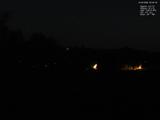 04 : 00