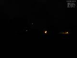 02 : 00