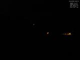 03 : 00