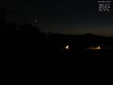 23 : 08