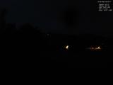 22 : 04