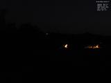 03 : 04