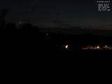 23 : 08