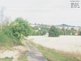 09 : 04