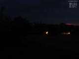 22 : 04