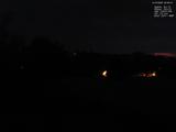 22 : 08