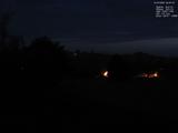 04 : 00