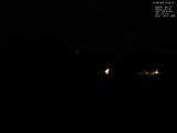 03 : 32