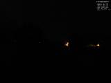 22 : 00