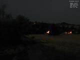 23 : 04