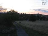 19 : 48