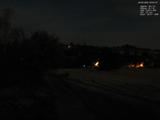 22 : 04