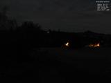 02 : 00