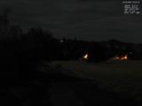 03 : 04
