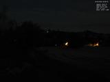 22 : 08