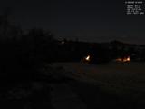 02 : 04