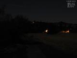 03 : 04