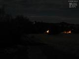 03 : 32
