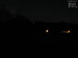 22 : 04