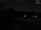 03 : 32