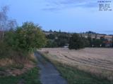 06 : 00