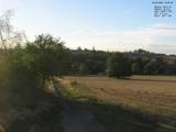 19 : 00