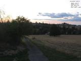 19 : 48