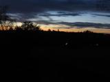 19 : 44
