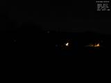 22 : 00