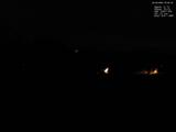 03 : 32