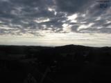 06 : 24